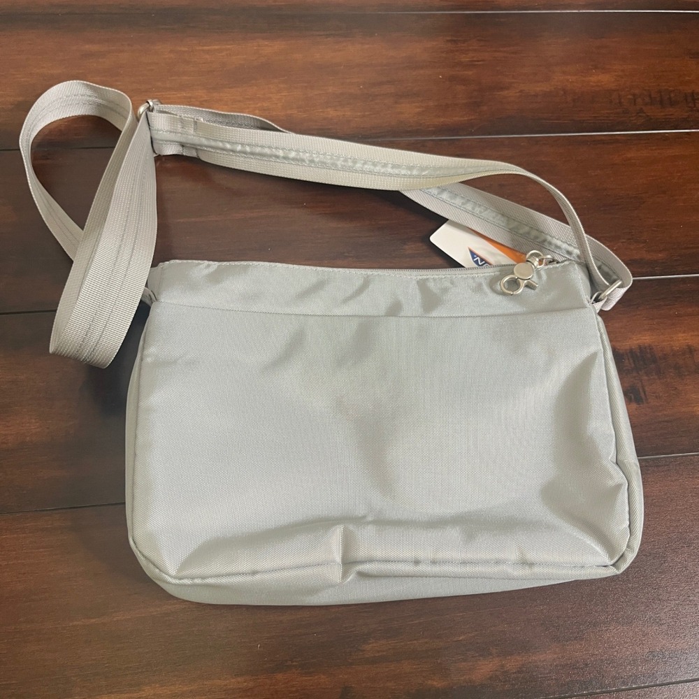 New Travelon Anti Theft Crossbody Bag‎ Women Silver Gray Adjustable Strap Nylon - Picture 2 of 16